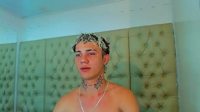 HannibalLester online show from December 21, 8:07 am