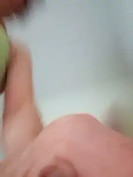 Peternylon1978 online show from March 8, 9:01 am