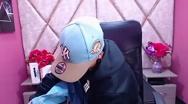 Im Mathias online show from February 8, 2:47 am