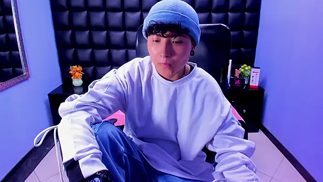 Im Mathias online show from September 18, 8:47 pm