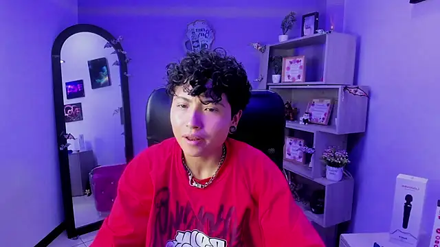 Im Mathias online show from October 11, 2:36 am