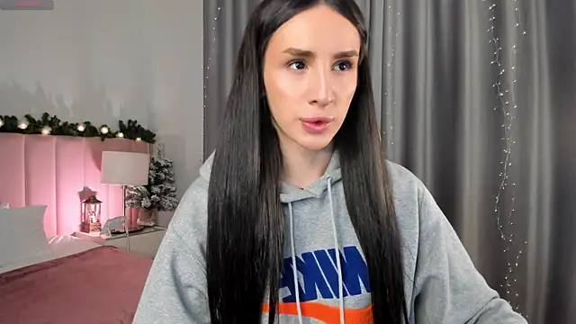 Kim Oberlin  online show from January 10, 11:38 am