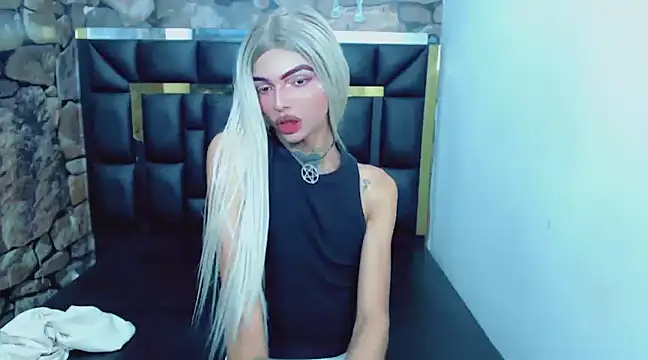 Luna and valery online show from December 28, 8:15 pm