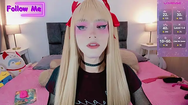 Snapshot of Kirmyy_ chatting on February 4, 10:45 pm Kirmyy  online show from February 4, 10:45 pm