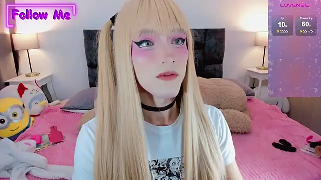 Snapshot of Kirmyy_ chatting on February 12, 9:22 pm Kirmyy  online show from February 12, 9:22 pm