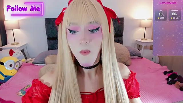 Snapshot of Kirmyy_ chatting on February 14, 10:37 pm Kirmyy  online show from February 14, 10:37 pm