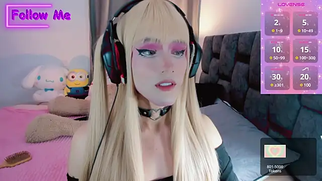 Snapshot of Kirmyy_ chatting on March 4, 10:36 pm Kirmyy  online show from March 4, 10:36 pm