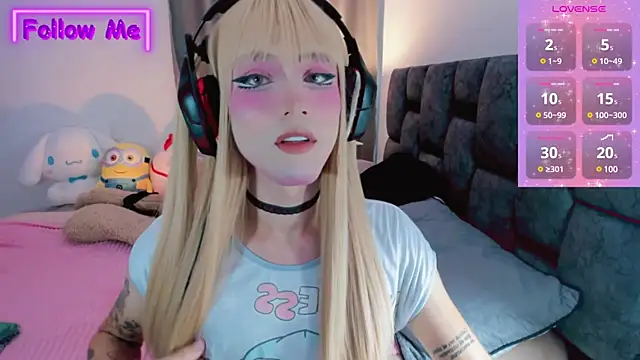 Snapshot of Kirmyy_ chatting on March 5, 10:37 pm Kirmyy  online show from March 5, 10:37 pm