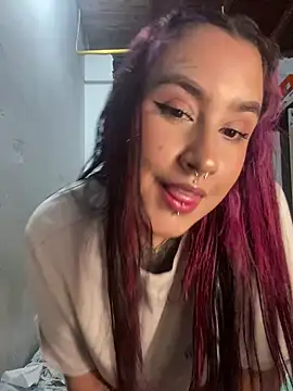 Katia Roux online show from December 19, 3:51 am