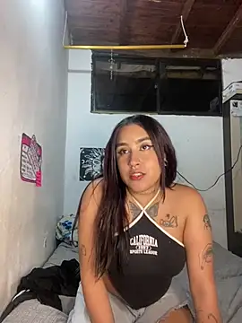 Katia Roux online show from December 29, 2:17 am