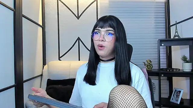RoseCassie online show from February 22, 10:52 pm