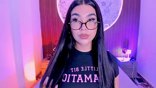 RoseCassie online show from June 22, 1:52 pm