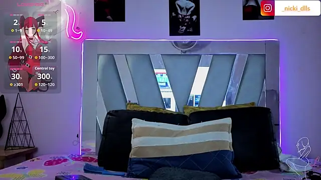 supradoll online show from November 11, 9:49 pm