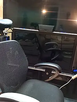 Rebeckalove online show from November 18, 9:31 am