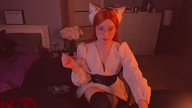 foxy jpg online show from November 17, 10:09 pm