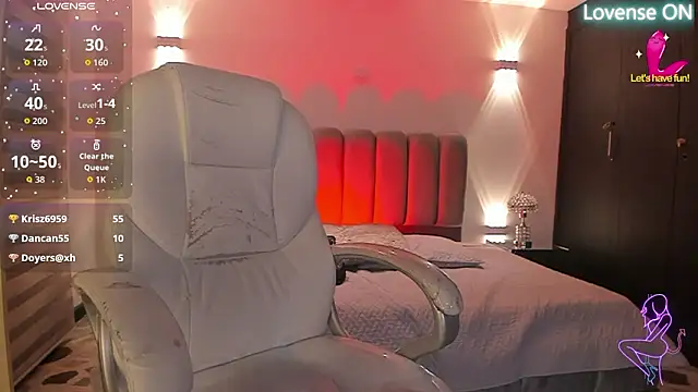 allicemackenzie online show from February 28, 8:32 am