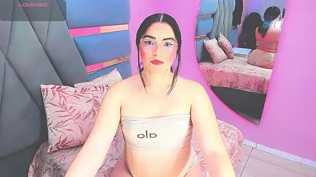 Dalis Hills online show from January 8, 12:31 pm