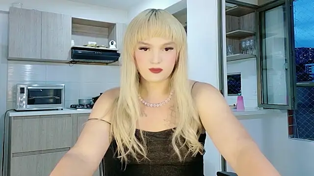 ScarletThompsonx online show from July 9, 11:31 pm