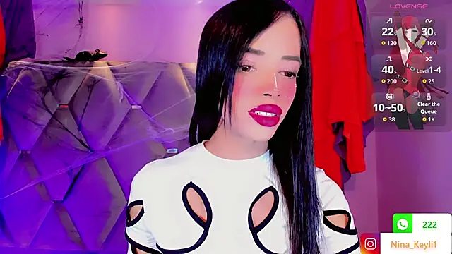 Snapshot of Nina_Keyli chatting on October 21, 8:10 pm Nina Keyli online show from October 21, 8:10 pm