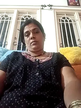 kissmetha online show from May 7, 9:22 pm