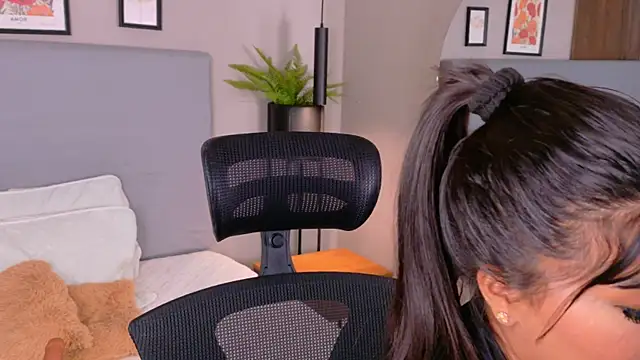 LanaRozz online show from July 23, 1:58 am