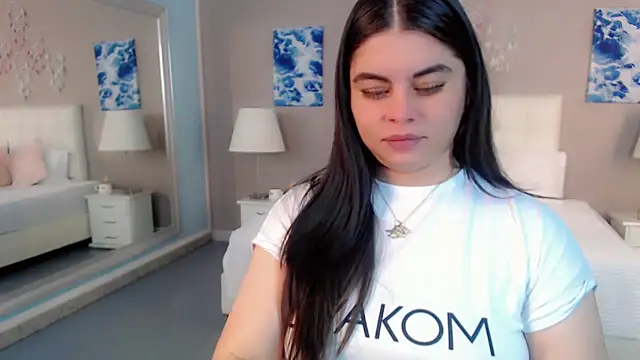 maddissonivanova online show from February 27, 7:09 pm