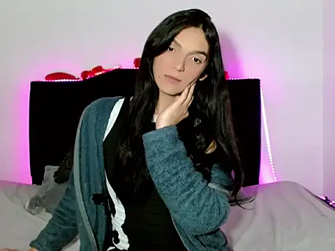 x isabella x online show from November 15, 6:44 am