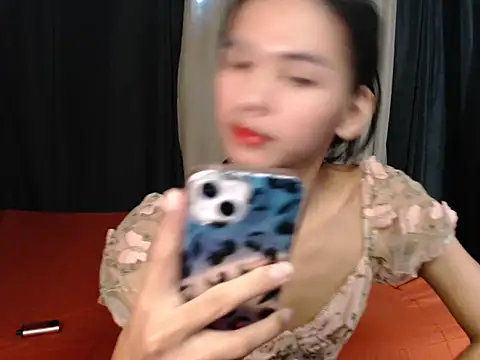 Snapshot of Ur_latinahotpaprika chatting on September 13, 5:57 am Ur latinahotpaprika online show from September 13, 5:57 am