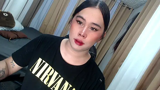 stacykush online show from October 5, 8:26 am