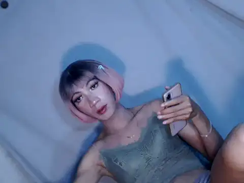 xyourdreamtrans online show from February 5, 5:34 am