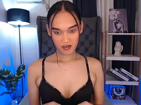 sensualmelody143 online show from September 12, 11:28 am