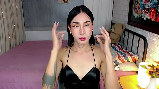 TRANSGODDESSA online show from December 15, 1:12 am