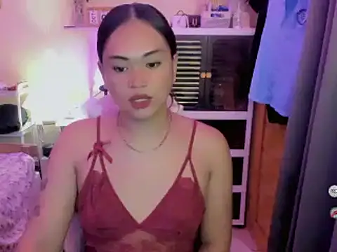 Snapshot of urluscious_russel chatting on October 7, 7:42 am urluscious russel online show from October 7, 7:42 am
