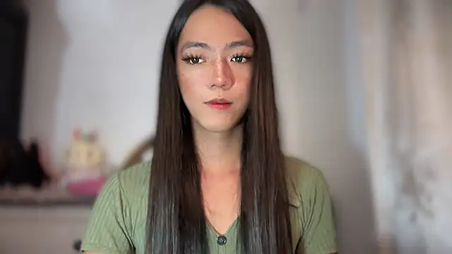 slimladyxoxo online show from December 22, 7:07 pm