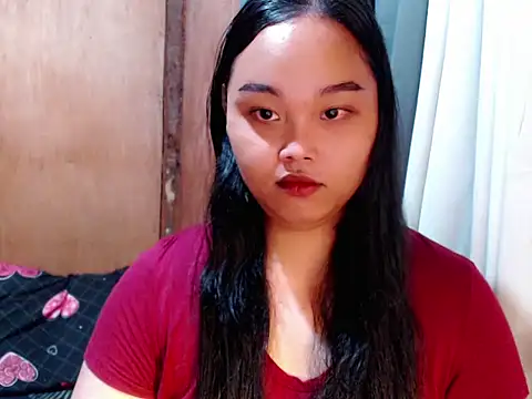  Lylia online show from February 24, 8:35 pm