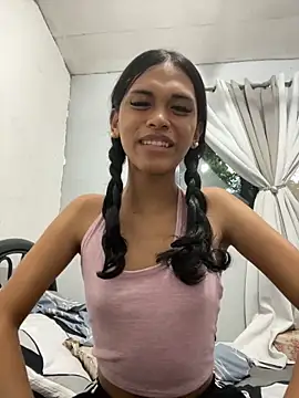 urcurlydiva online show from September 27, 8:45 am