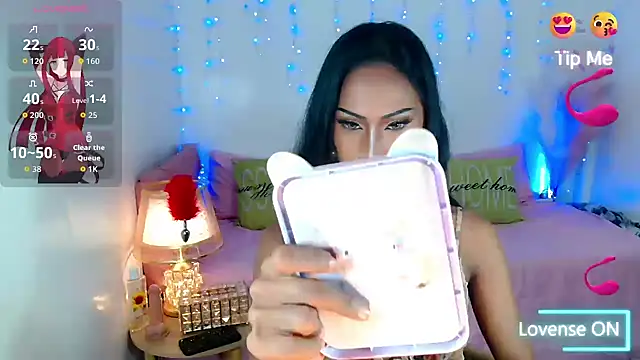 sassylatina online show from October 25, 4:13 pm