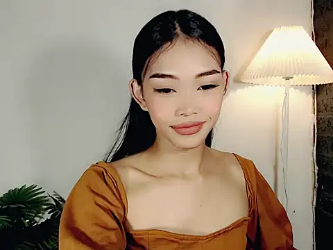 holyakiesha online show from September 26, 8:33 am