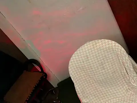 hugecock jane online show from December 16, 12:54 pm