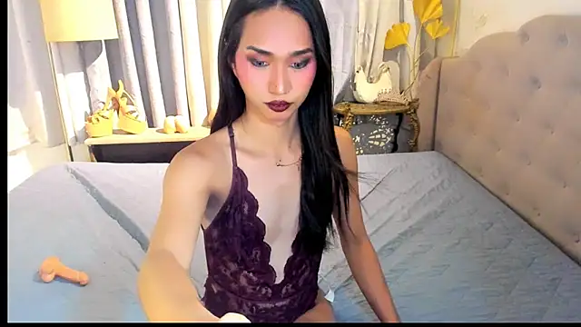 KatieCookie4ux online show from October 19, 7:06 pm