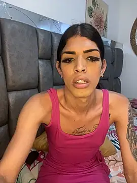 Lady Dirty444 online show from November 22, 9:39 pm