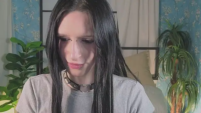 madi snow online show from April 1, 12:17 pm