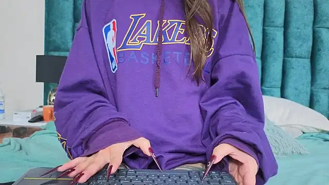 Emma Foxi online show from November 29, 3:19 am