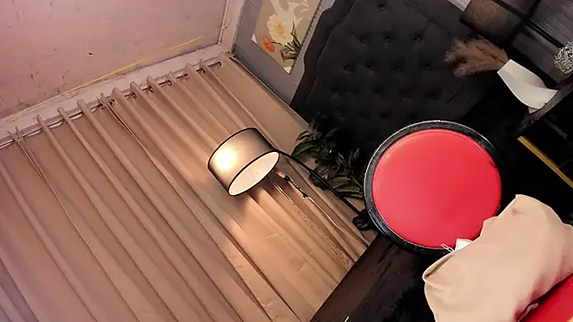 asiangorgeouspetite online show from October 27, 5:15 am