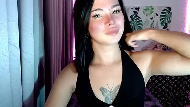 Snapshot of _SexyButterfly chatting on October 12, 5:32 am  SexyButterfly online show from October 12, 5:32 am
