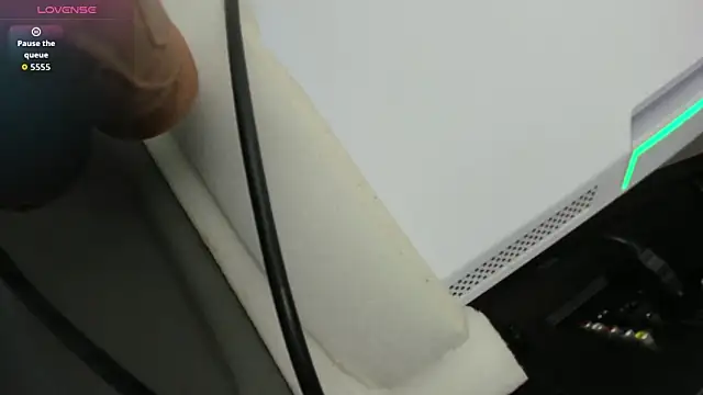 blue wxw online show from November 15, 9:18 am