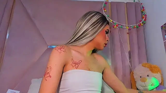 jazmin waked online show from February 11, 5:15 am