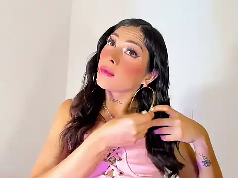 Megan Gil  online show from September 26, 3:47 am