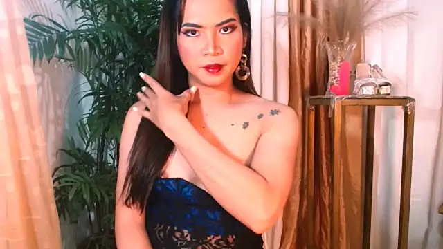 Gwensweetcum online show from September 11, 9:23 pm