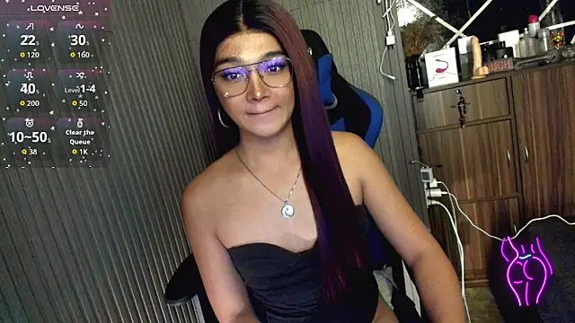 TrinityFucksYou online show from February 20, 5:04 pm